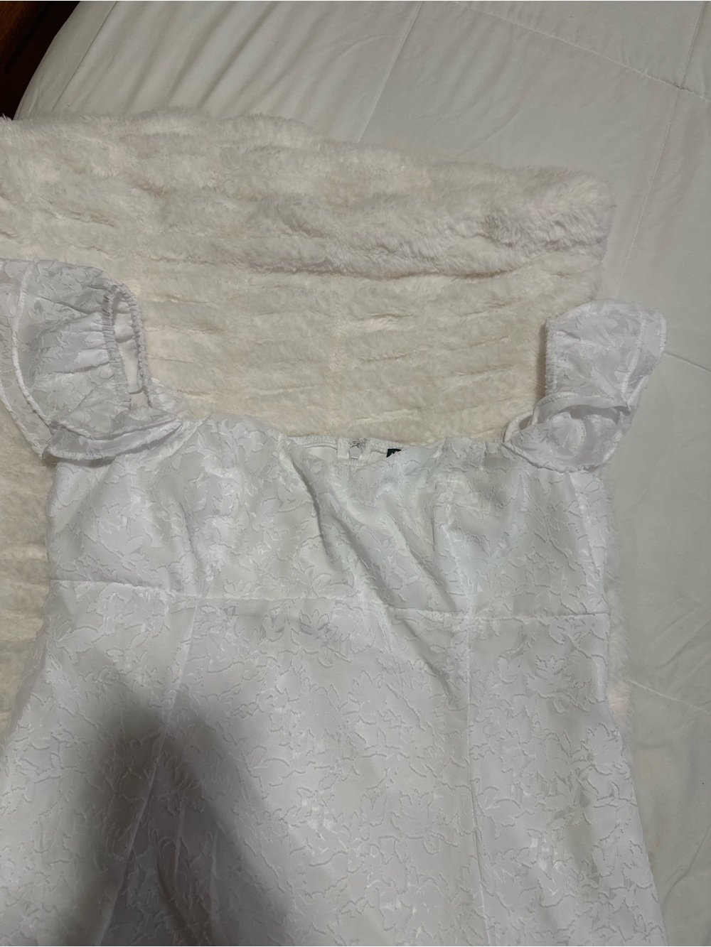 White Floral Jacquard Puff Sleeve Mini Dress - Picture 6 of 6